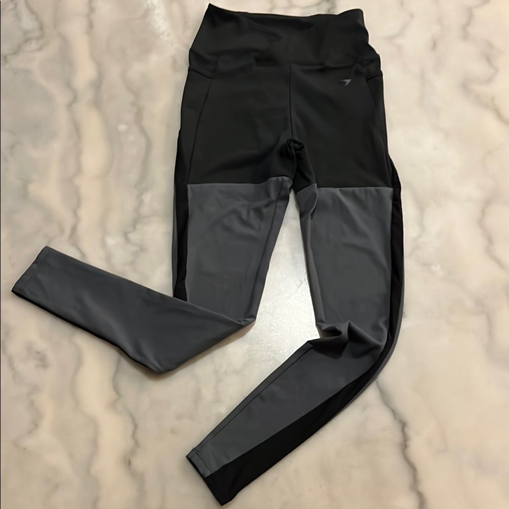🎈Gymshark X Nikki Blackketter Collab Leggings🎁Bundle up to 5lbs for $20 Sale 📦